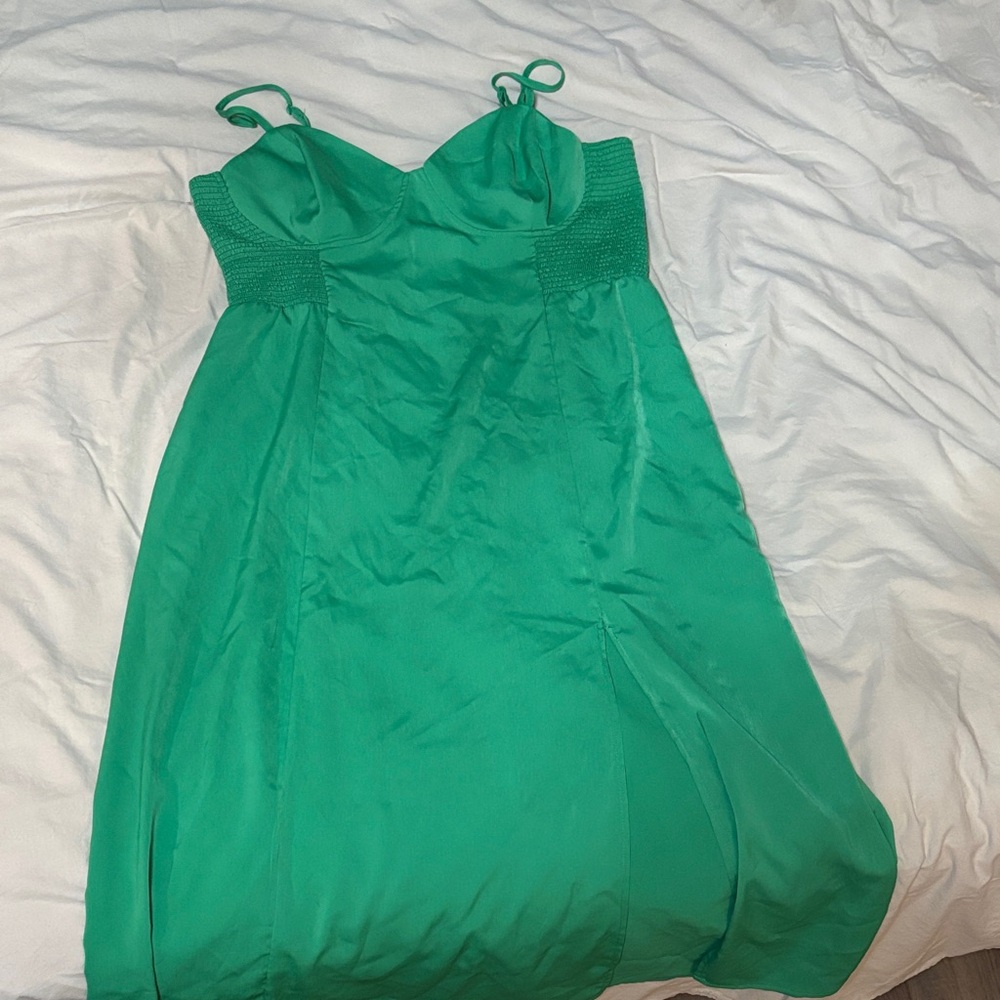 Dynamite Vibrant Green Midi Dress